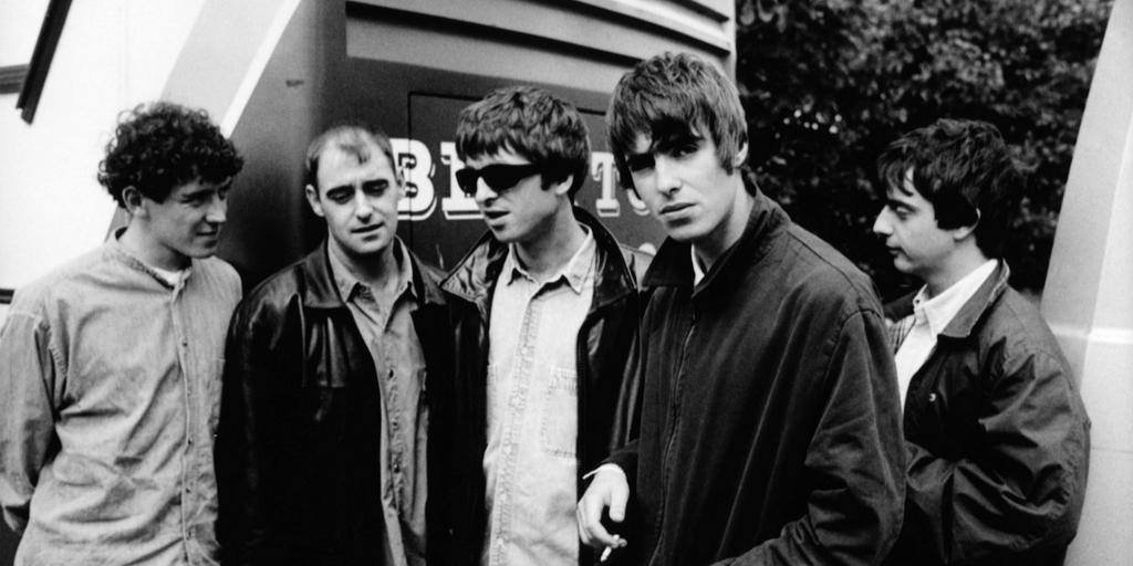 Unpacking the Iconic Debut Album 'Definitely Maybe' by Oasis