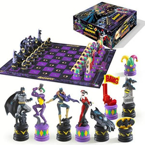 The Batman Chess Set (The Dark Knight vs The Joker) [Board Game]