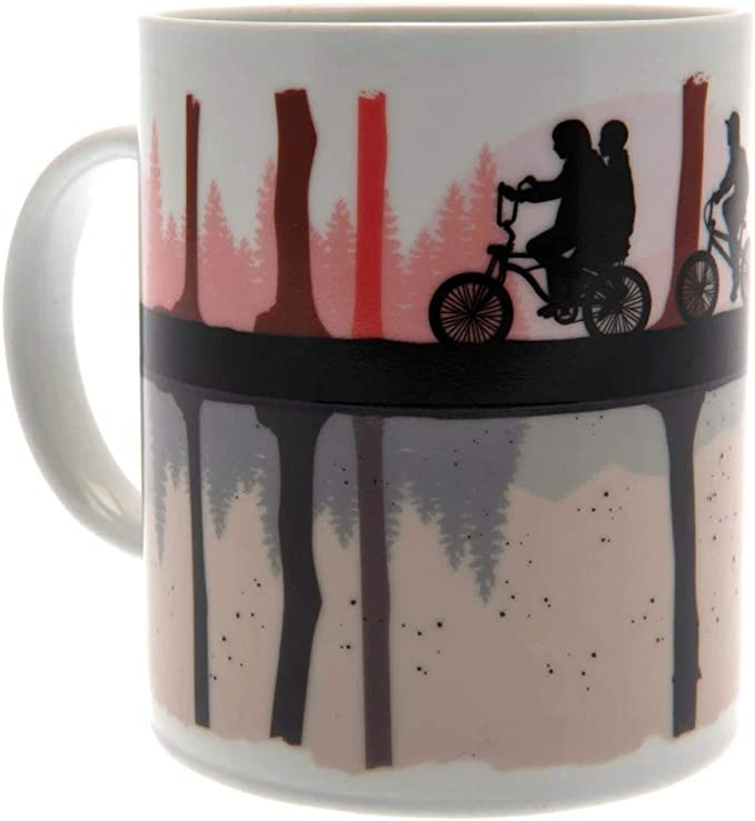 Golden Discs Mugs Stranger Things: Heat Changing Mug with Hawkins Forest Design 11oz in Presentation Box [Mug]