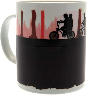 Golden Discs Mugs Stranger Things: Heat Changing Mug with Hawkins Forest Design 11oz in Presentation Box [Mug]