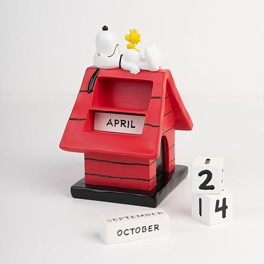 Golden Discs Posters & Merchandise Snoopy's Doghouse 3D Calendar [Calendar]
