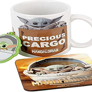 Golden Discs Posters & Merchandise Mandalorian Gift Set "Baby Yoda" 3-Piece - Cup, Coaster, Keyring in Gift Packaging [Mug]