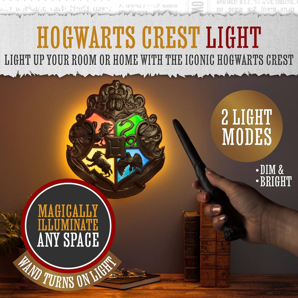 Golden Discs Posters & Merchandise Harry Potter - Hogwarts House Crest Lamp with Remote Control Wand [Lamp]