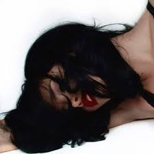 Tough Love (Indie Store Exclusive) - Nessa Barrett [Colour Vinyl]