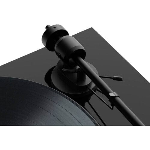 Golden Discs Tech & Turntables Pro-Ject Audio Systems E1 Phono Manual Two-Speed Turntable, Black [Tech & Turntables]