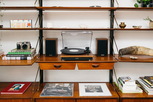 Golden Discs Tech & Turntables Lenco LS-100 - Turntable With Speakers (Wood) [Tech & Turntables]